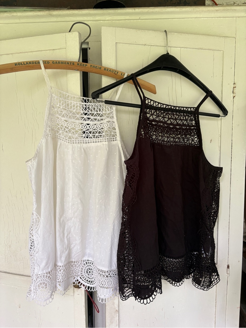 Pair GAP Women's Crochet-Trim Tank Tops